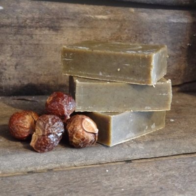 AYURVEDIC SOAPNUT SHAMPOO BAR 90G 2