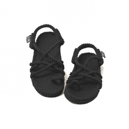 As sandálias de corda Toe Joe Black são feitas com o reaproveitamento de cordas. Sandálias eco-sustentáveis ​​que ajudam a reduzir o impacto ambiental.