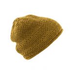 Gorro Selina tricotado em algodão orgânico e cânhamo. O cânhamo é um material mais resistente, durável e termodinâmico.