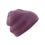 Gorro Selina tricotado em algodão orgânico e cânhamo. O cânhamo é um material mais resistente, durável e termodinâmico.