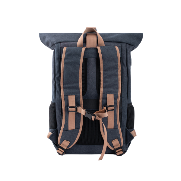 Esta é a primeira mochila impermeável em cânhamo do mundo! Simples, prática e minimalista o que a torna perfeita para qualquer viagem.