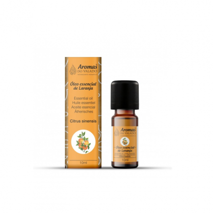 O óleo essencial de Laranja Aromas do Valado é produzido manualmente em Portugal a partir de plantas provenientes de agricultura biológica.