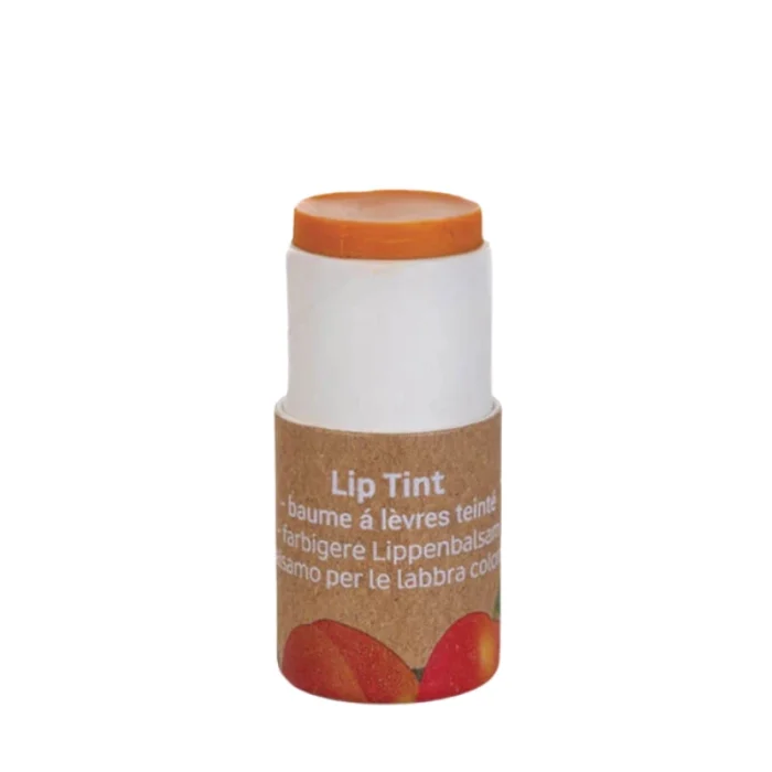 Bálsamo labial hidratante em tubo de papel que cuida dos seus lábios de forma natural e amiga do ambiente. Ligeiro toque de cor.
