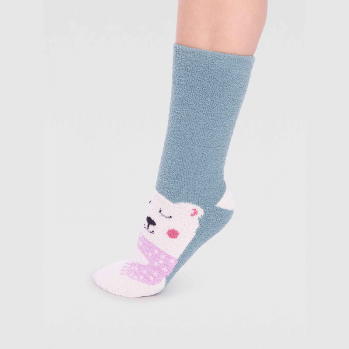 As populares meias fluffy da Thought estão de volta! São feitas em poliéster reciclado - um tecido ecológico, funcional e muito confortável!