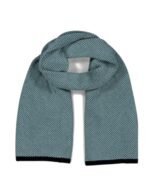 Cachecol artesanal Veraluna Organic On Black Turmalina em algodão orgânico, feito à mão na Índia.