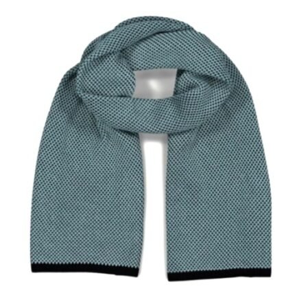 Cachecol artesanal Veraluna Organic On Black Turmalina em algodão orgânico, feito à mão na Índia.