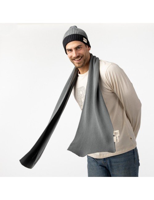 cachecol-organic-nature-ceniza Cachecol artesanal Veraluna Organic Nature na cor cinza, feito à mão em algodão orgânico.