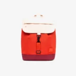 Mochila Lefrik Mini Kaut feita com poliéster reciclado a partir de garrafas PET, modelo compacto para uso diário.