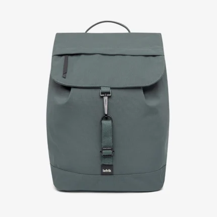 Mochila Lefrik Kaut Backpack Arles feita em RPET reciclado com compartimento acolchoado para portátil e bolso traseiro escondido.