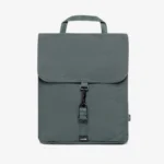 Mochila Lefrik Handy Mini Arles em tecido RPET reciclado com acabamento texturado e compartimento acolchoado.