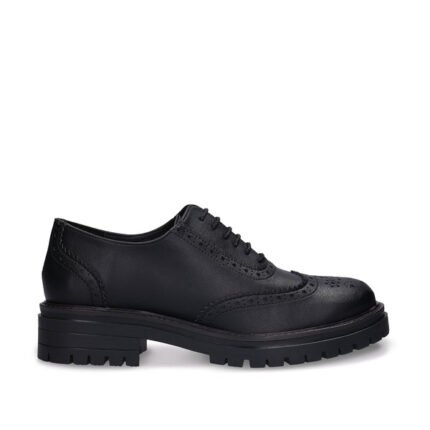 Sapatos Oxford vegan Grace Pretos em OnCross com sola robusta