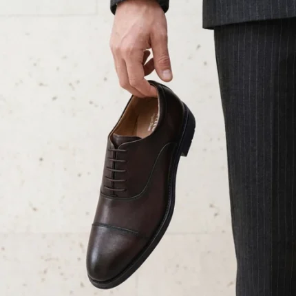 Sapatos Oxford Vegan Ben Castanho da NAE Vegan Shoes